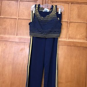 🌟Adidas workout outfit!!! Crop top and bottoms!